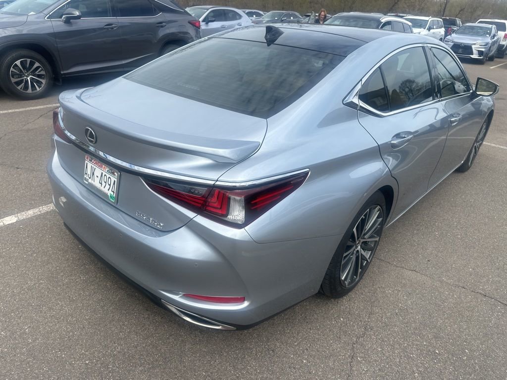 Certified 2023 Lexus ES 350 w/ Premium Package image 10