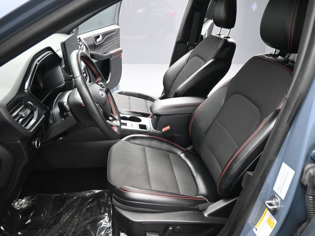 Certified 2023 Ford Escape ST-Line w/ Tech Pack #1 image 10