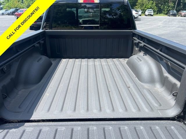 New 2025 RAM 1500 Tradesman w/ Night Edition AWD/4WD image 5