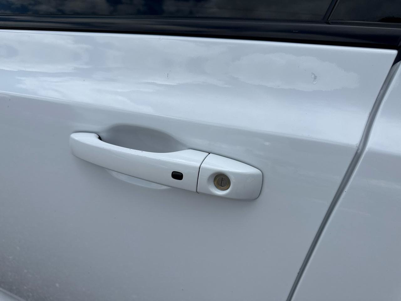 Used 2023 Chrysler 300 C RWD image 46
