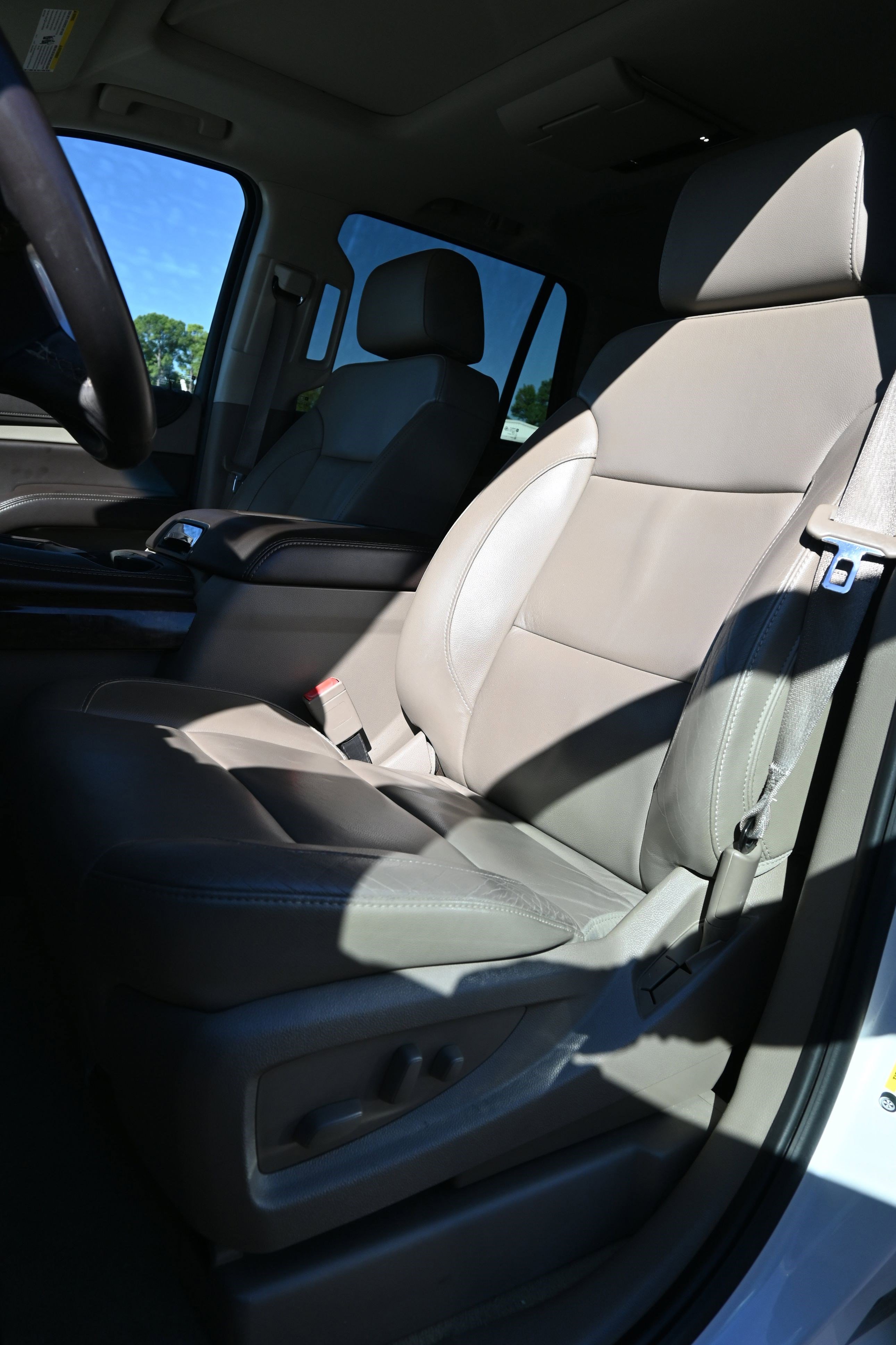 Used 2016 Chevrolet Tahoe LT image 19