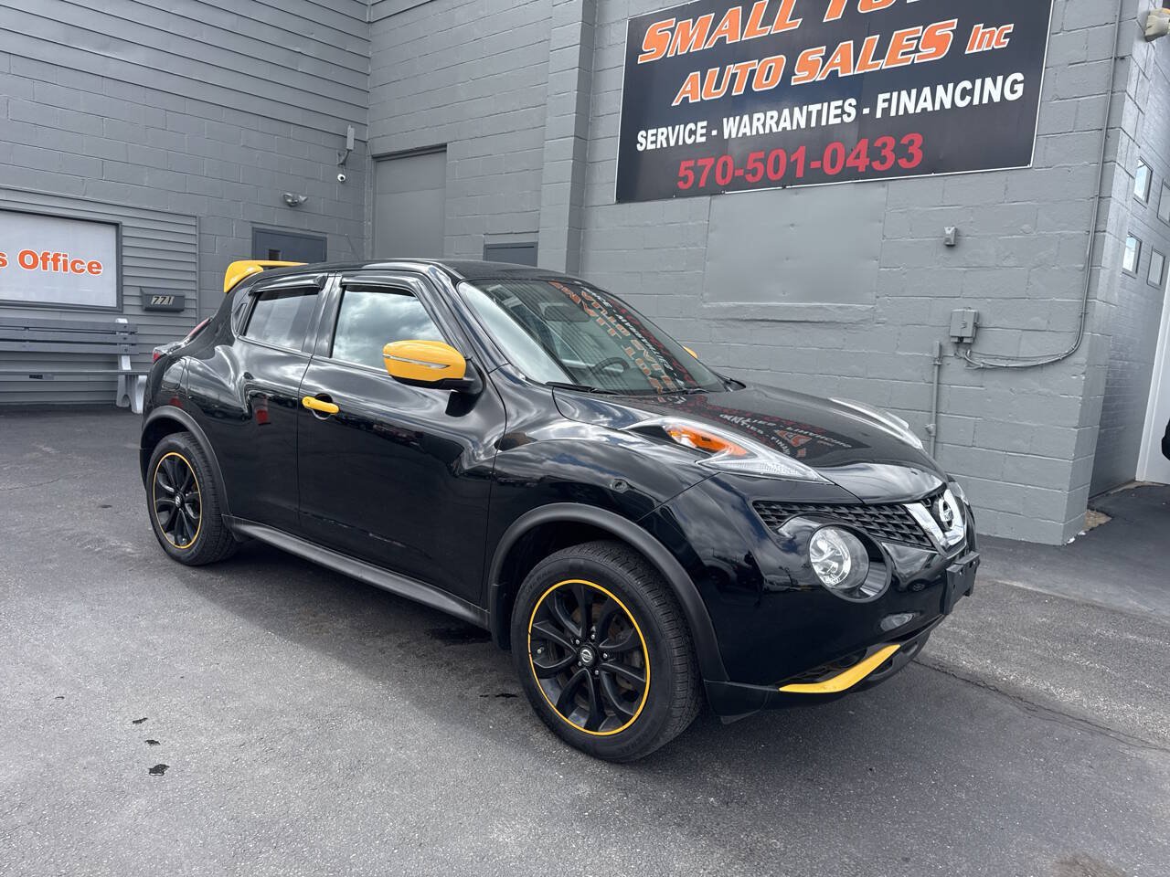 Used 2016 Nissan Juke SV