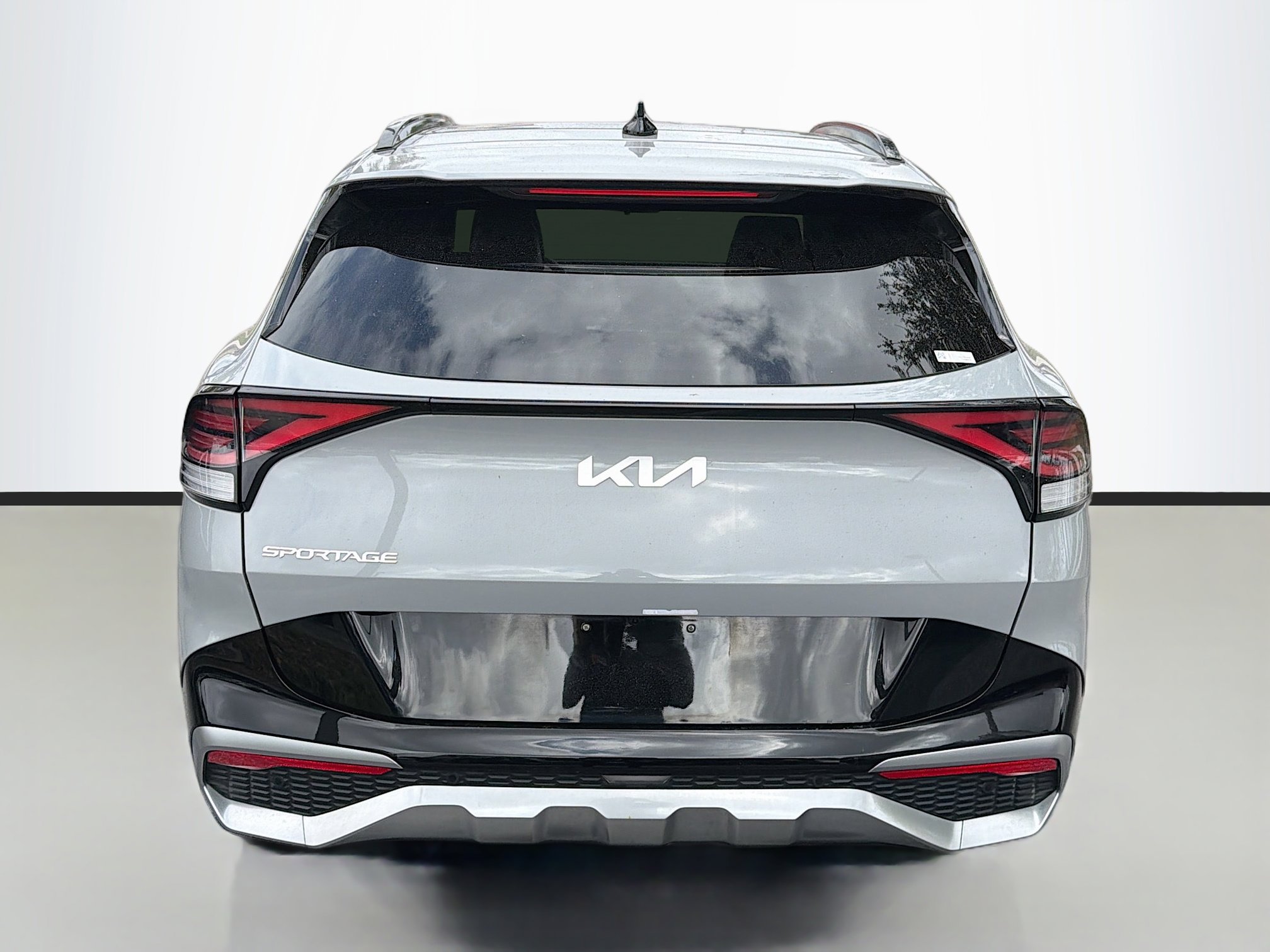 Used 2023 Kia Sportage SX image 4