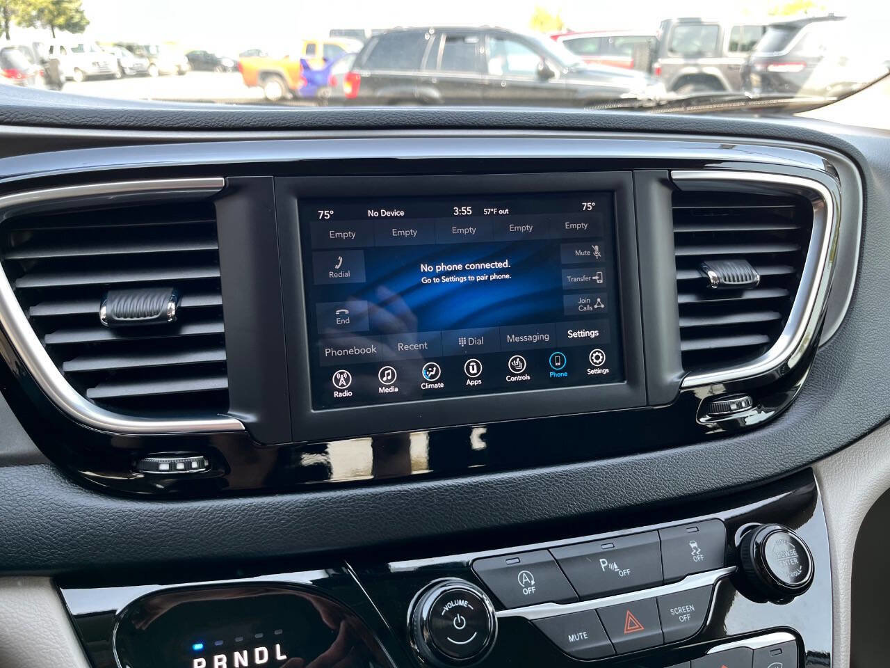 Used 2020 Chrysler Pacifica Touring-L image 31