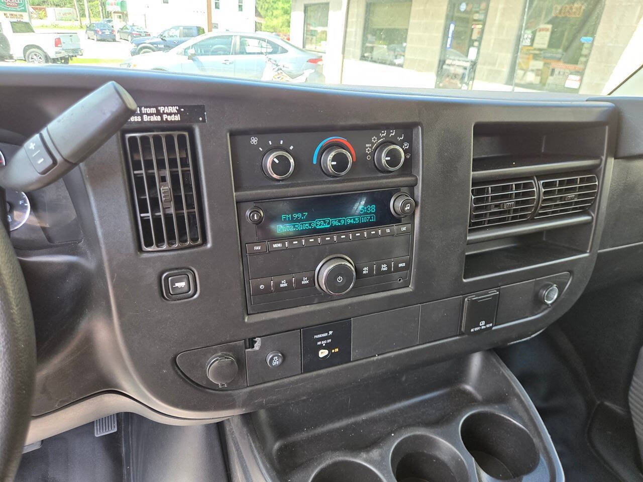 Used 2019 GMC Savana 2500 w/ Driver Convenience Package RWD image 14
