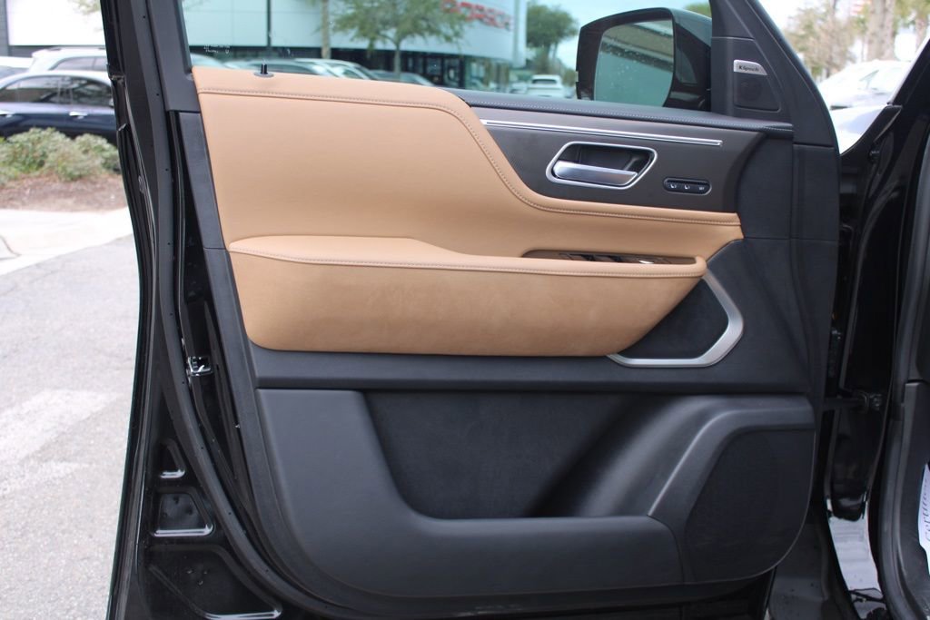 Certified 2025 INFINITI QX80 Luxe image 13