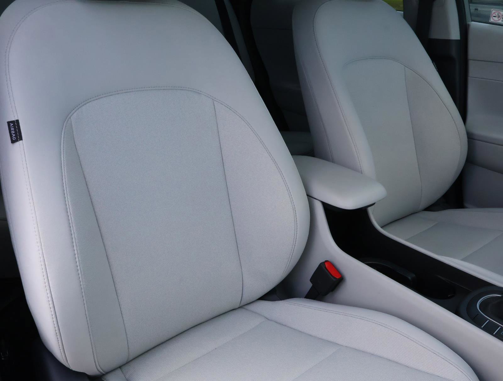 Certified 2026 Hyundai Kona SE FWD image 15