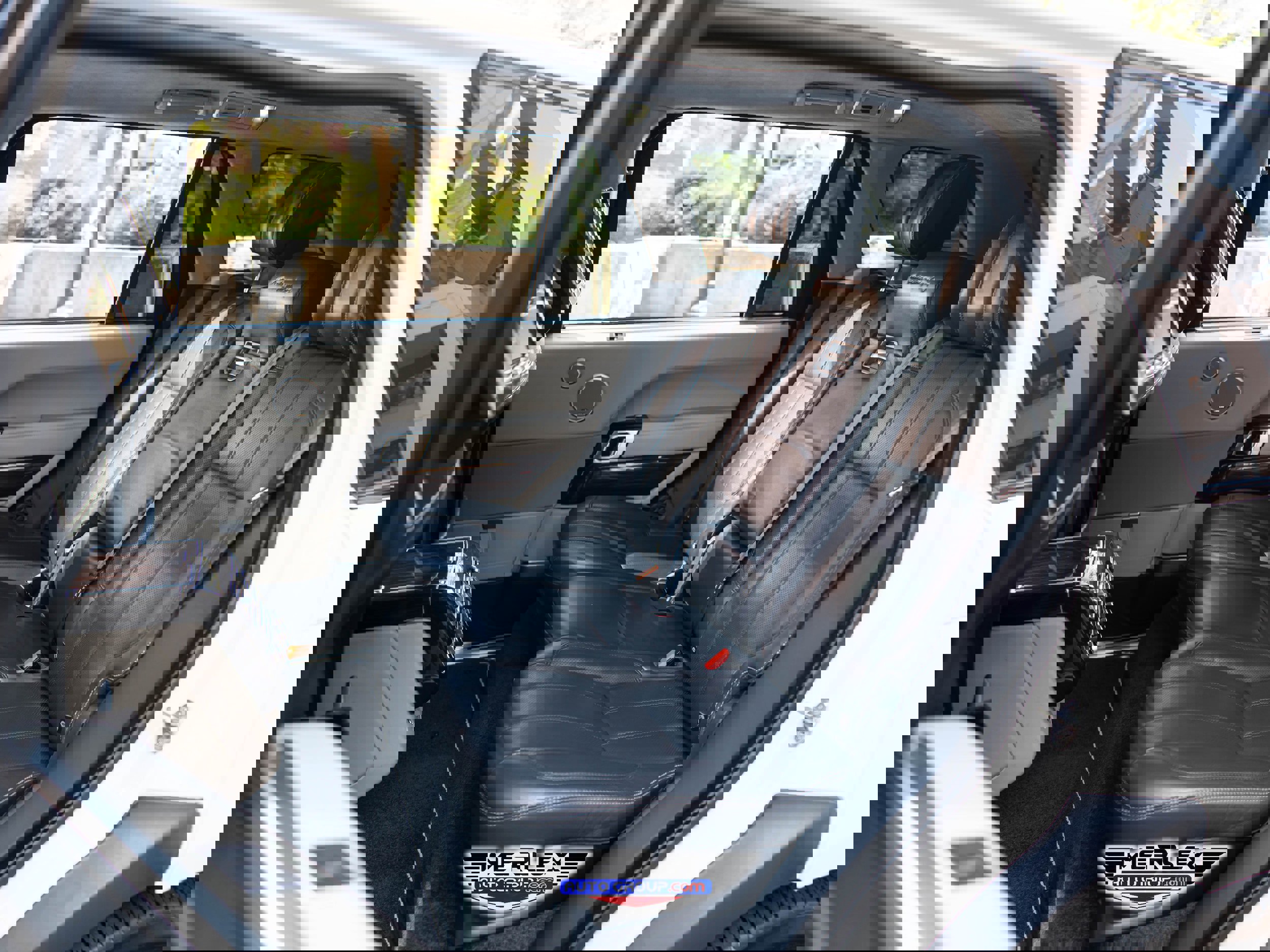 Used 2016 Land Rover Range Rover Holland & Holland image 20