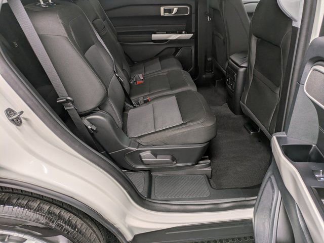 Certified 2023 Ford Explorer XLT image 25