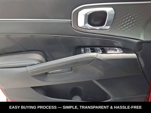 Used 2023 Kia Sorento SX AWD/4WD image 13