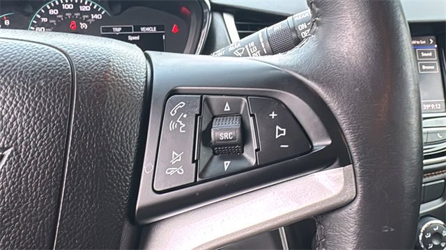 Used 2021 Chevrolet Trax LT w/ Driver Confidence Package image 20