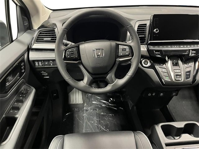 New 2026 Honda Odyssey Touring image 15