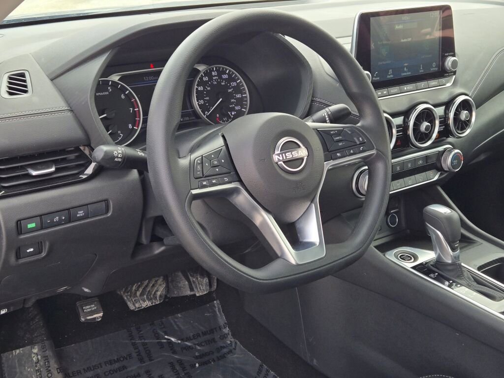 Used 2025 Nissan Sentra SV FWD image 18