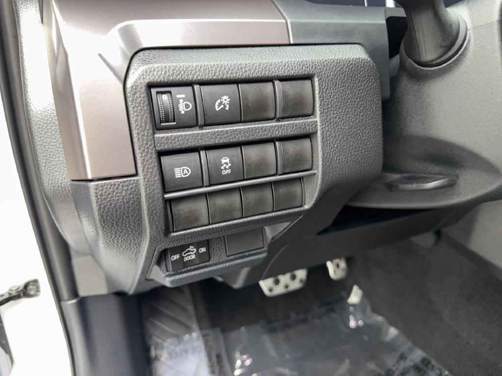Used 2025 Toyota Tacoma TRD Sport AWD/4WD image 56