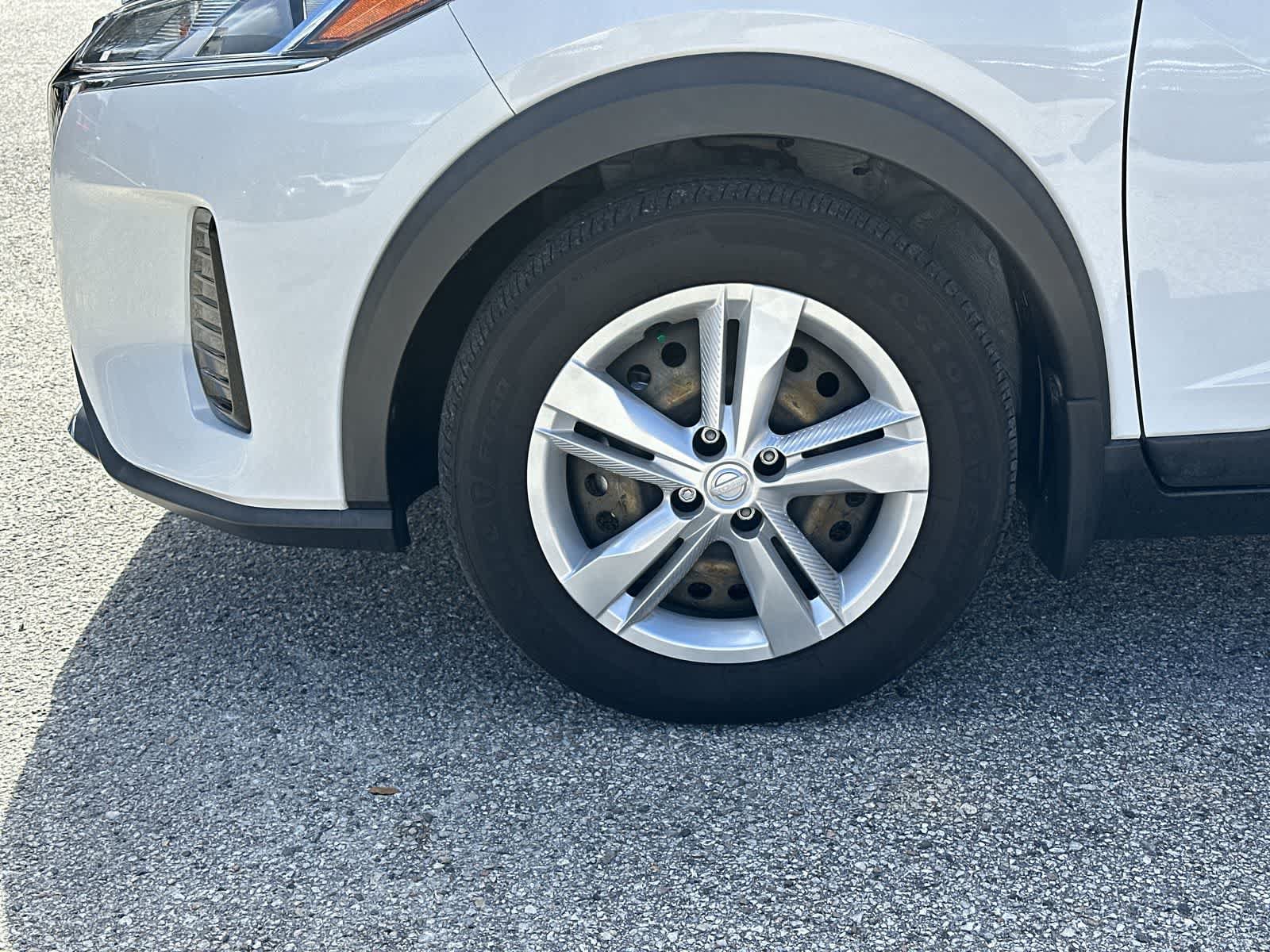 Used 2023 Nissan Kicks S FWD image 13