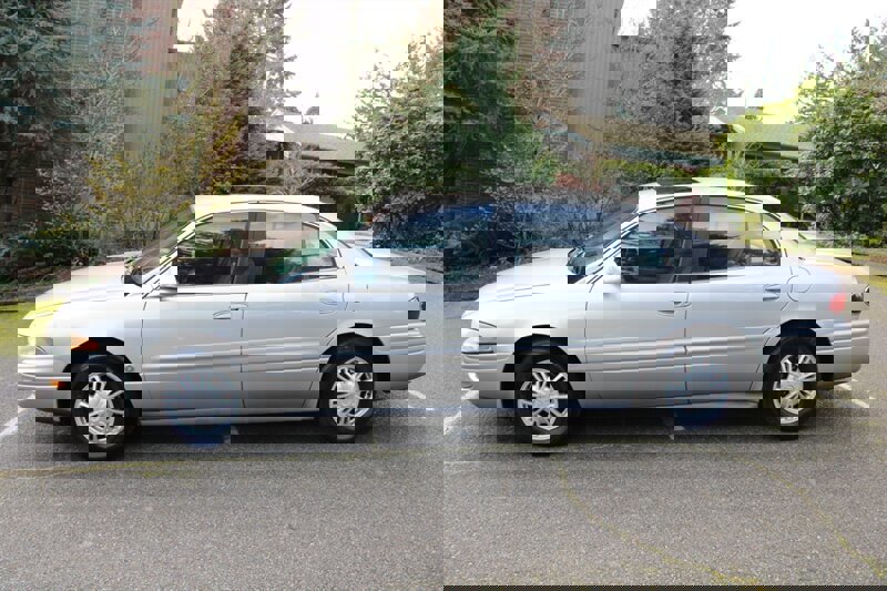 Used 2004 Buick Le Sabre Limited FWD image 13