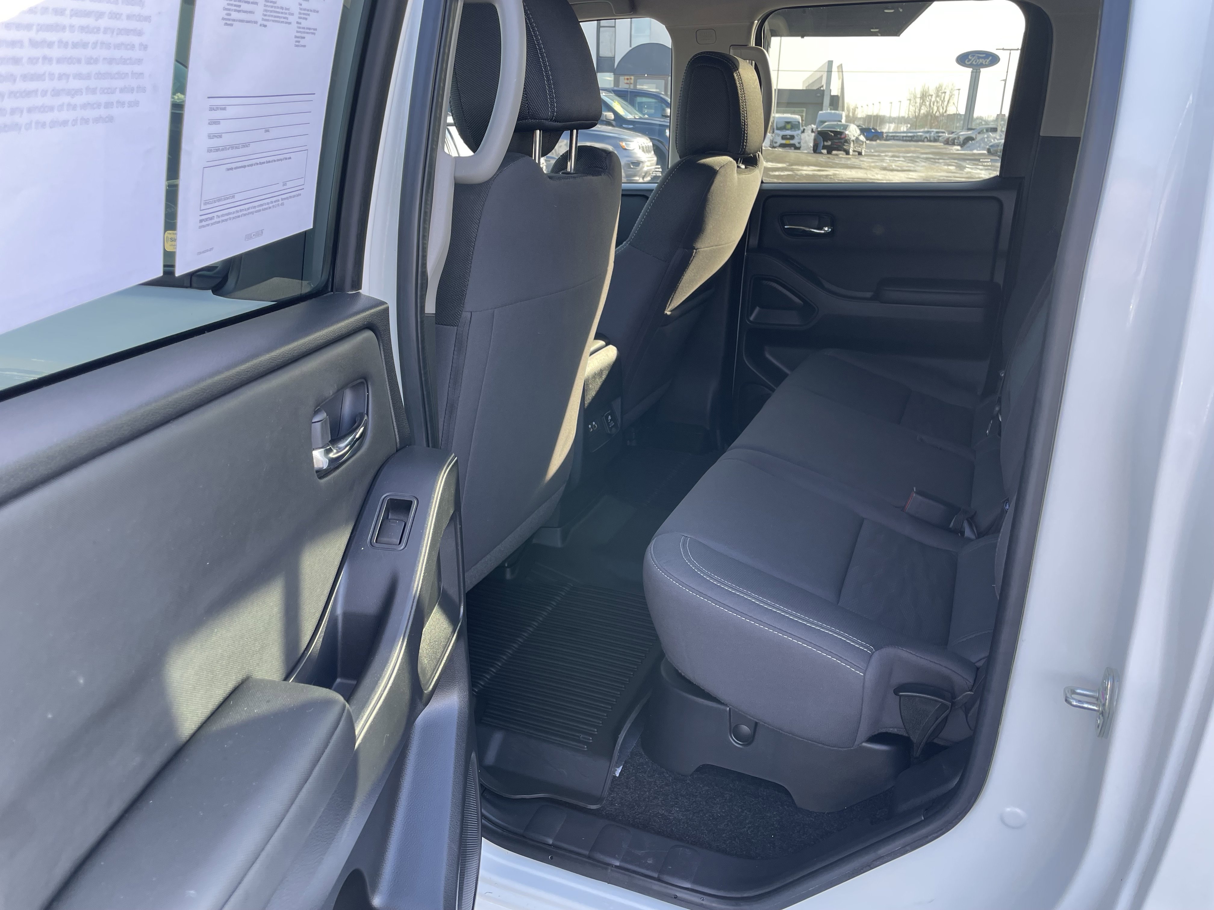 Used 2023 Nissan Frontier SV w/ Technology Package image 28