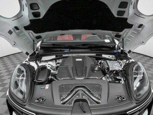 New 2026 Porsche Macan S image 34
