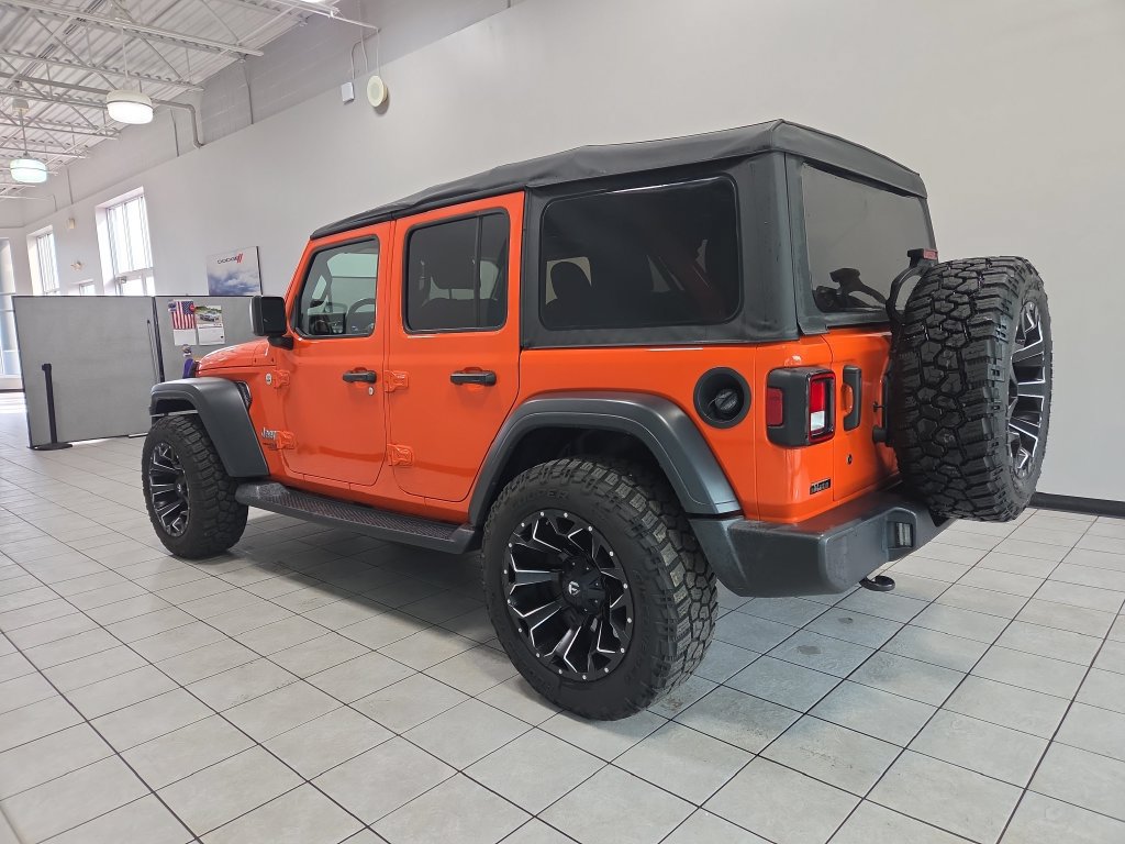 Used 2018 Jeep Wrangler Unlimited Sport S AWD/4WD image 11