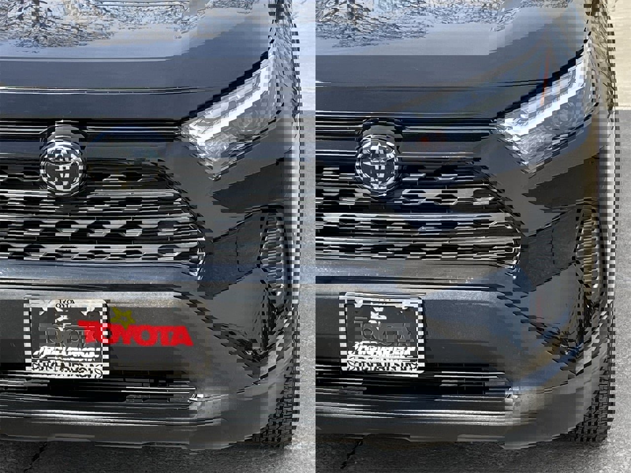 Used 2024 Toyota RAV4 LE image 8