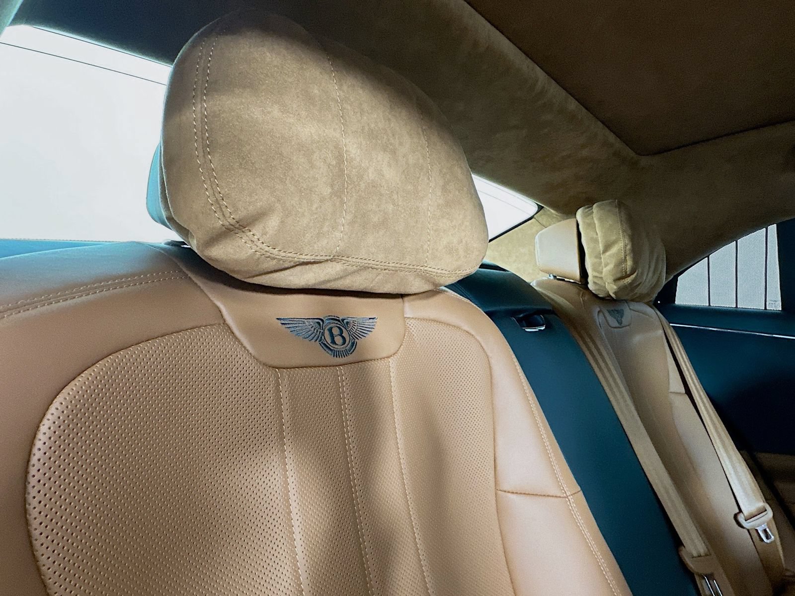 Used 2022 Bentley Flying Spur V8 AWD/4WD image 68