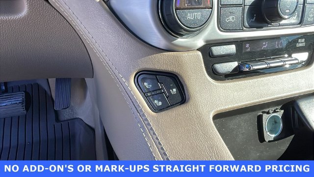 Used 2019 GMC Yukon SLT w/ Premium Edition AWD/4WD image 17