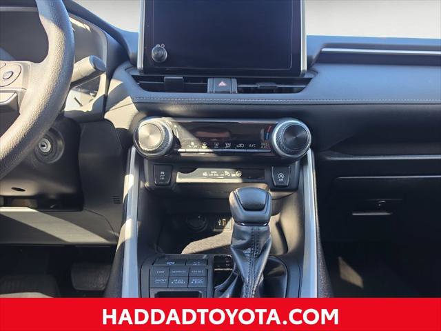 Certified 2024 Toyota RAV4 LE AWD/4WD image 13