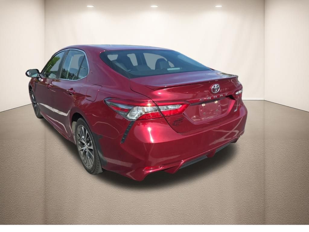 Used 2018 Toyota Camry SE FWD image 7