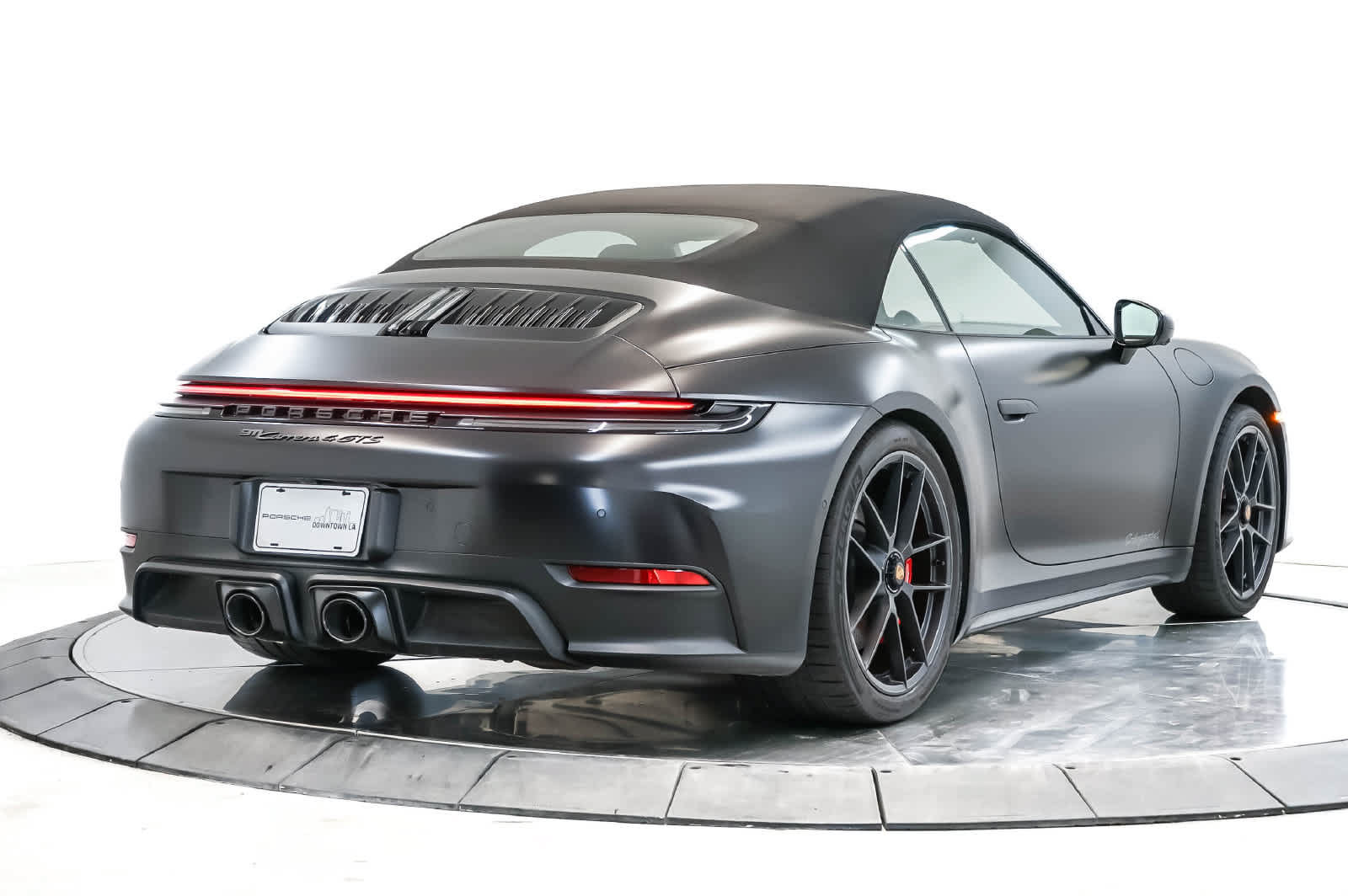 Certified 2026 Porsche 911 Carrera 4 GTS AWD/4WD image 9