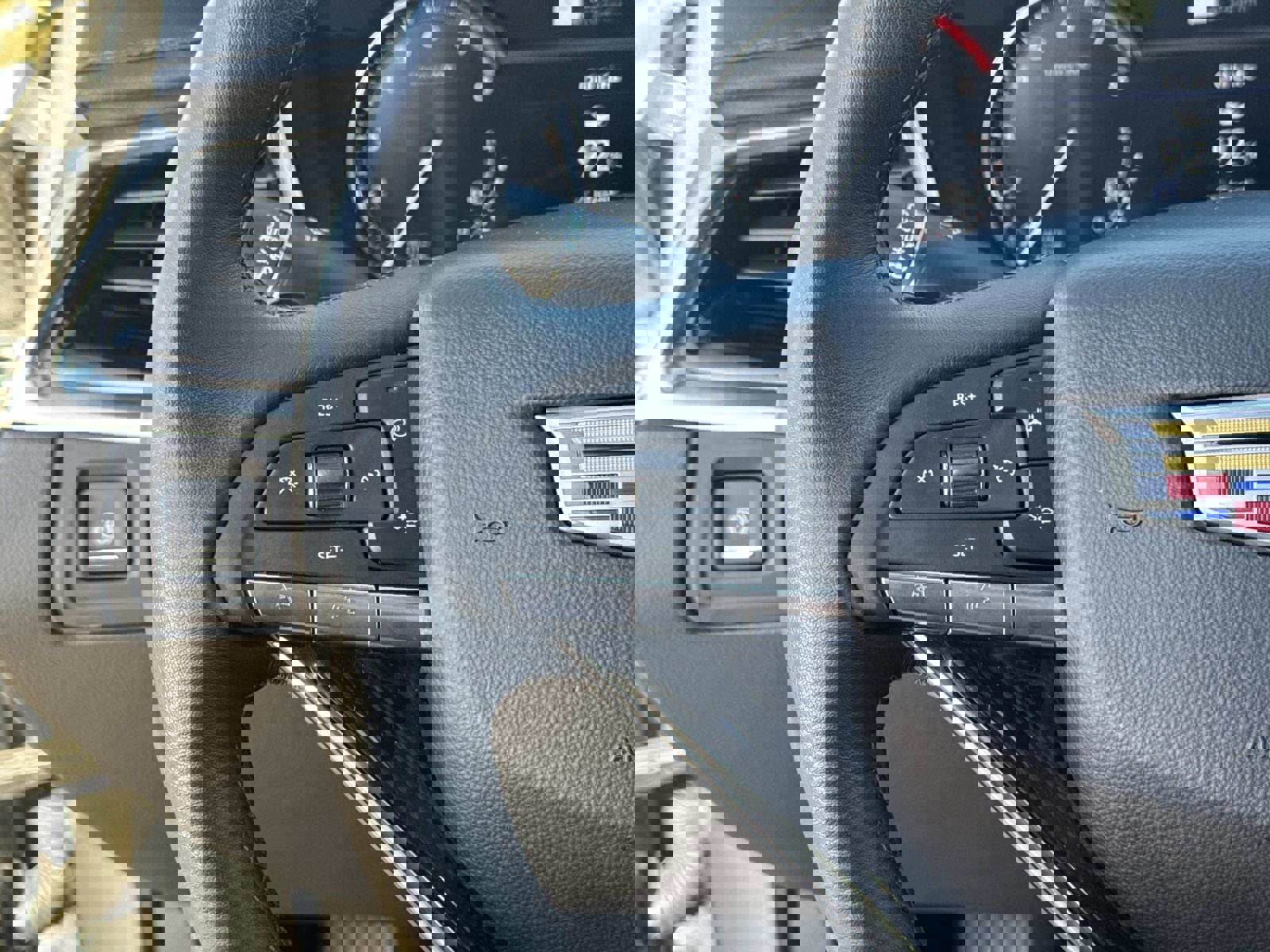 Certified 2025 Cadillac XT6 Premium Luxury image 34