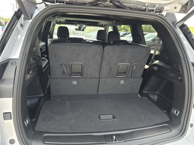 New 2025 Jeep Grand Cherokee L Altitude image 9