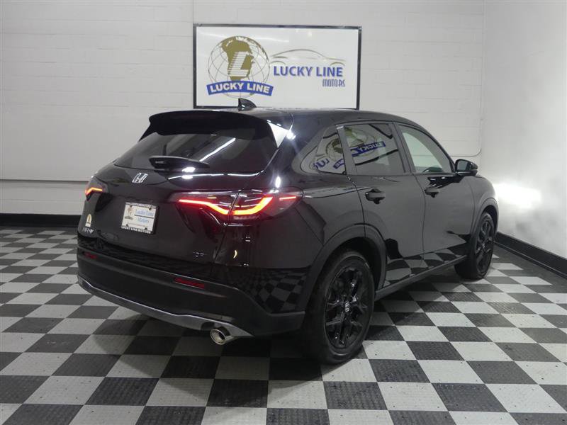 Used 2025 Honda HR-V Sport image 10