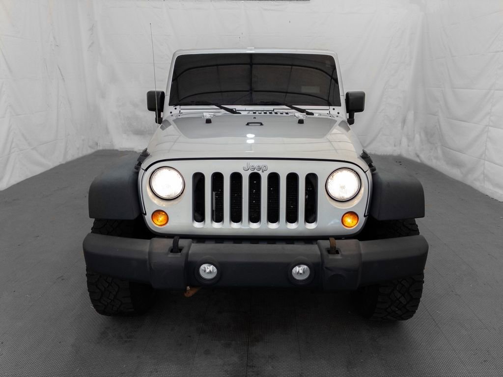 Used 2012 Jeep Wrangler Unlimited Sport AWD/4WD image 2