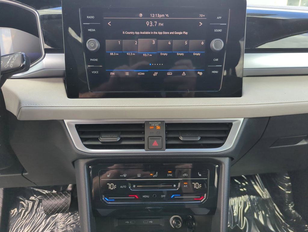 New 2026 Volkswagen Taos SE image 29