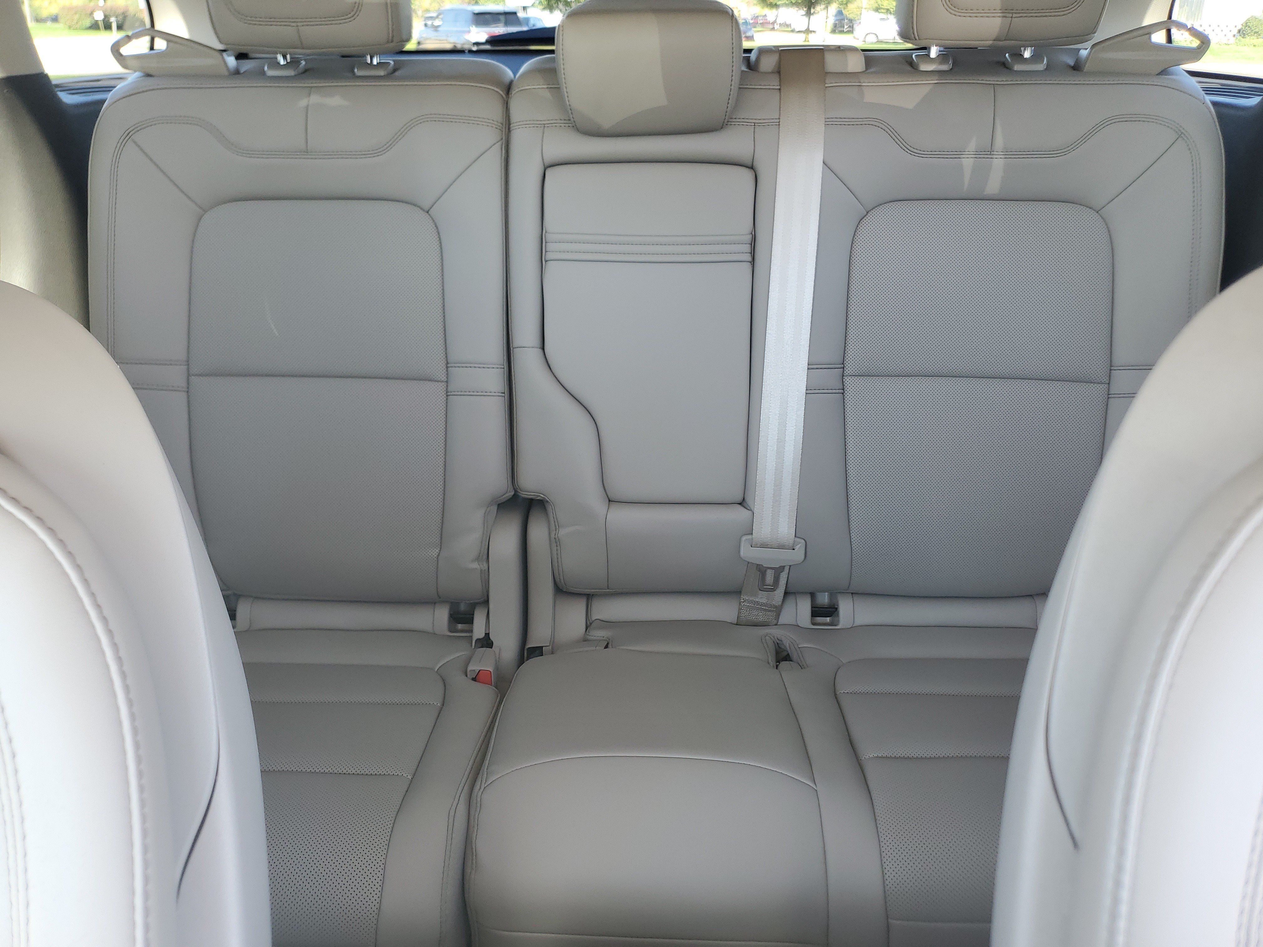 Used 2024 Lincoln Corsair AWD w/ Equipment Group 101A image 19