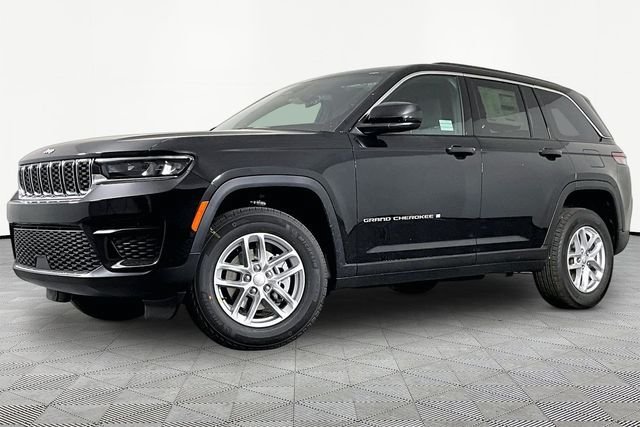 New 2026 Jeep Grand Cherokee Laredo RWD image 1
