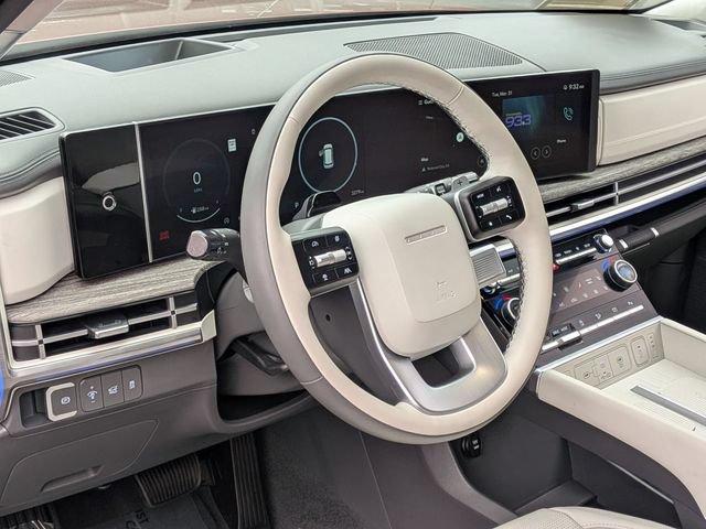 Used 2025 Hyundai Santa Fe Calligraphy FWD image 14