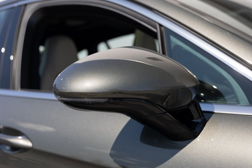 Certified 2025 Porsche Panamera 4S image 12