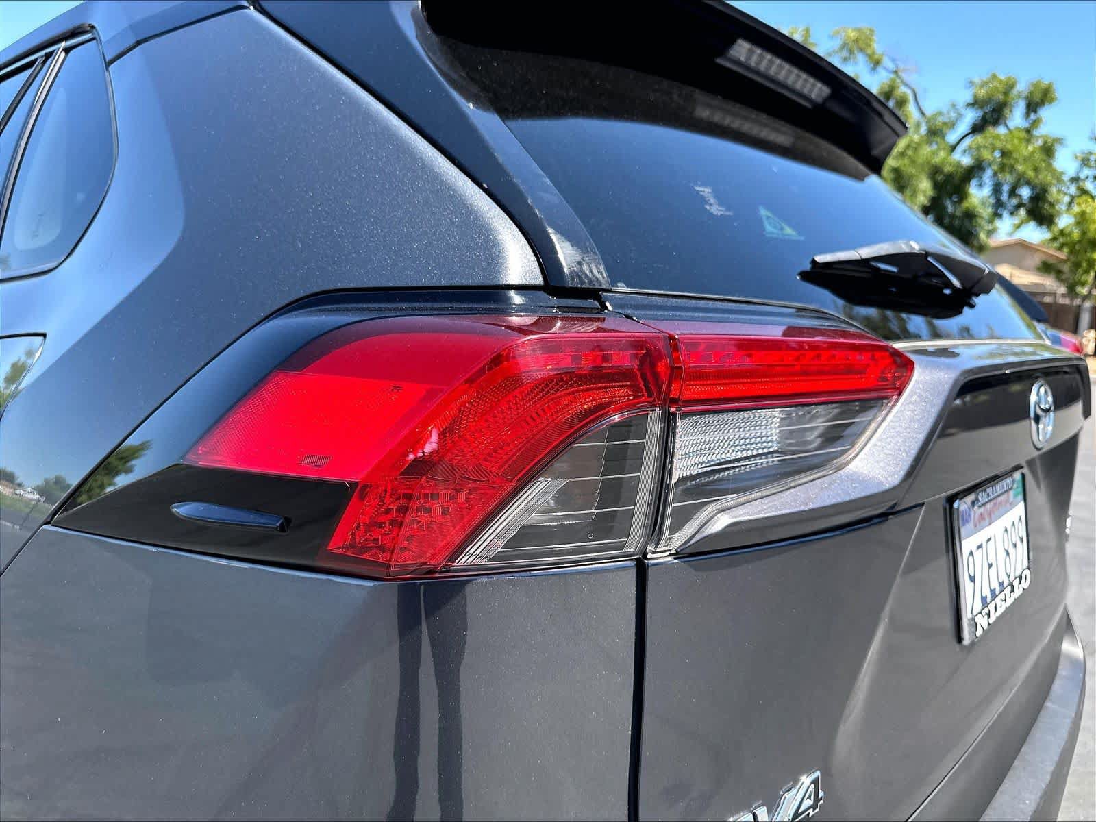Used 2019 Toyota RAV4 XLE w/ Convenience Package AWD/4WD image 32