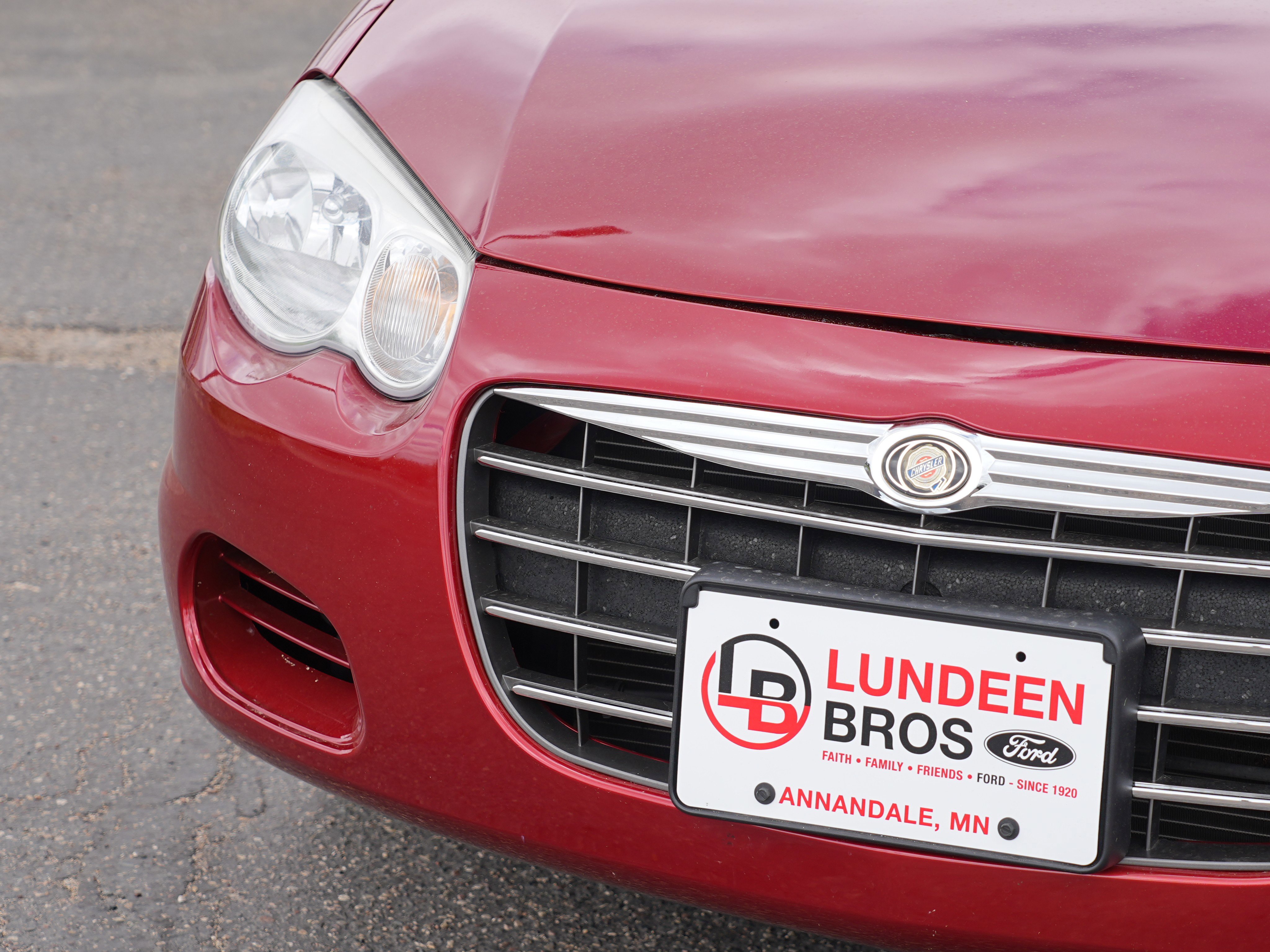 Used 2004 Chrysler Sebring GTC FWD image 11