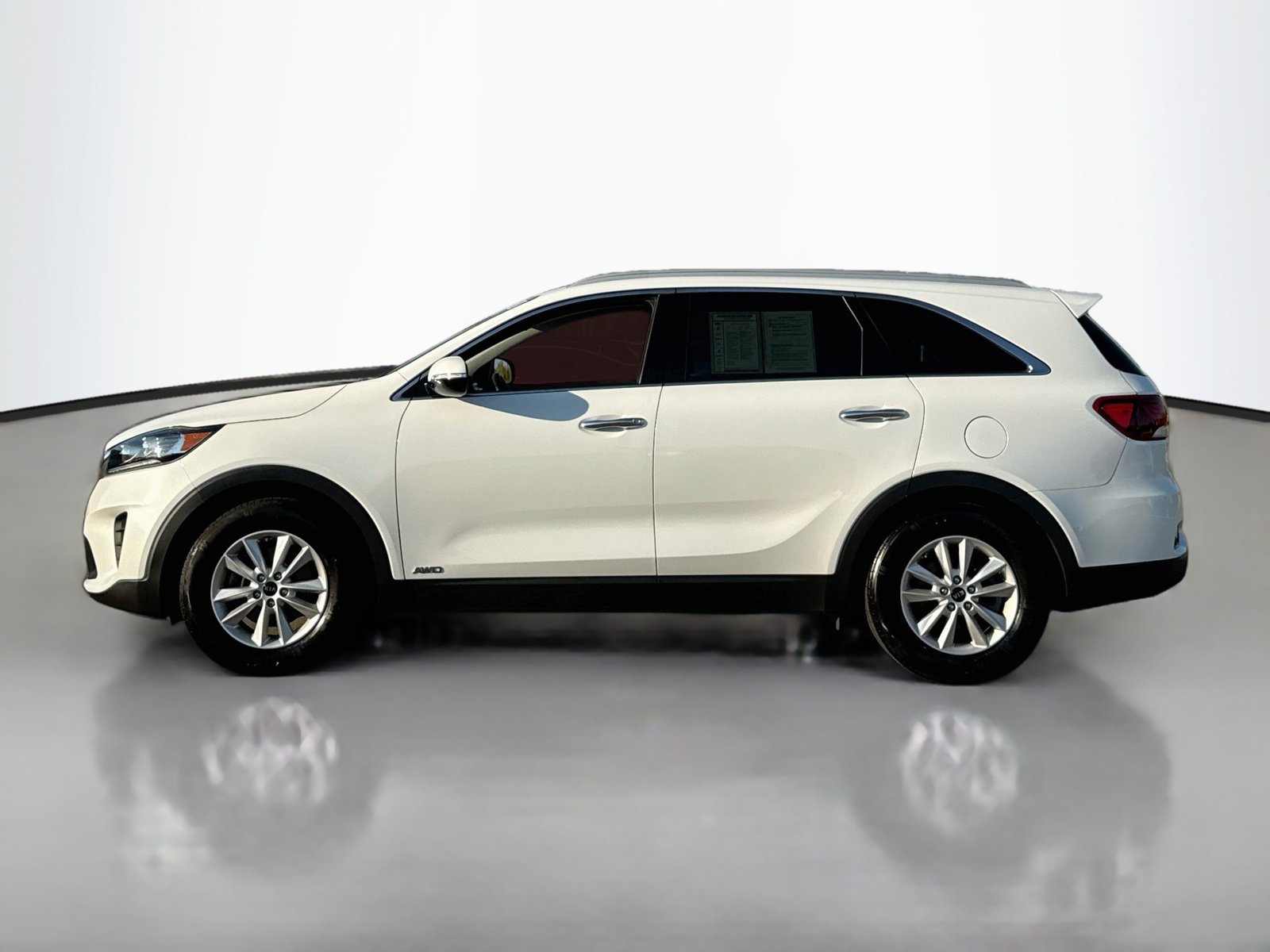 Used 2019 Kia Sorento AWD w/ LX Convenience Package image 4
