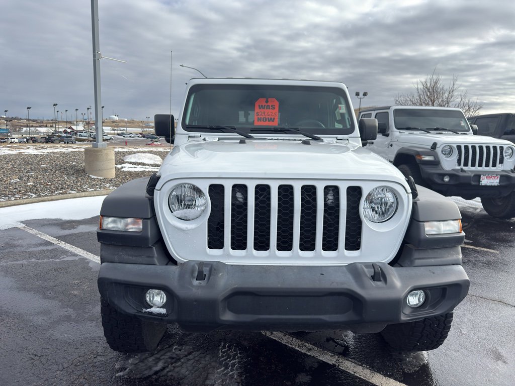 Certified 2022 Jeep Gladiator Sport image 2