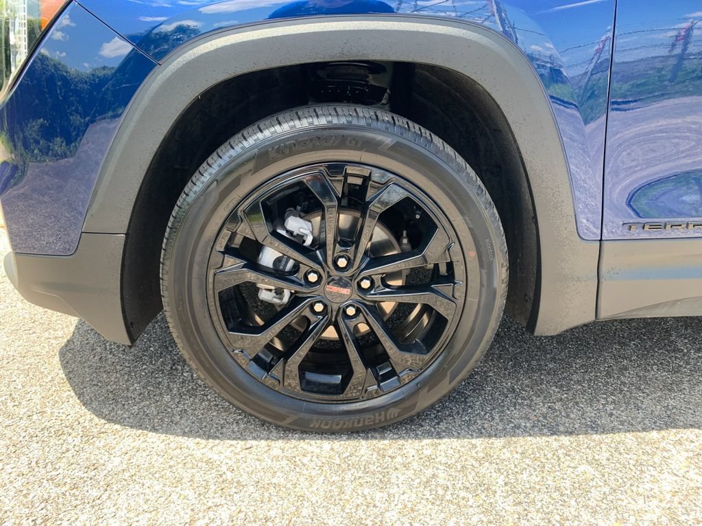 Used 2022 GMC Terrain SLT w/ Infotainment Package II AWD/4WD image 34