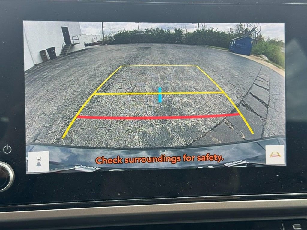 Used 2025 Toyota Camry LE FWD image 21