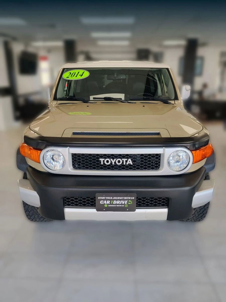 Used 2014 Toyota FJ Cruiser 4WD w/ Convenience Package image 3