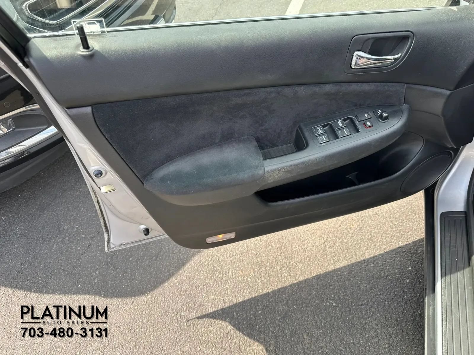 Used 2003 Honda Accord LX image 16