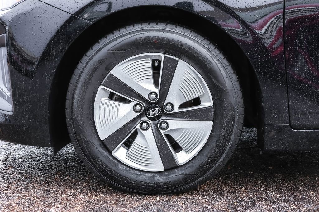 Used 2020 Hyundai Ioniq Blue image 14