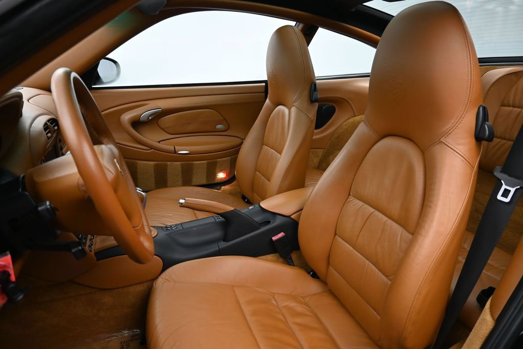 Used 2003 Porsche 911 Targa RWD image 5