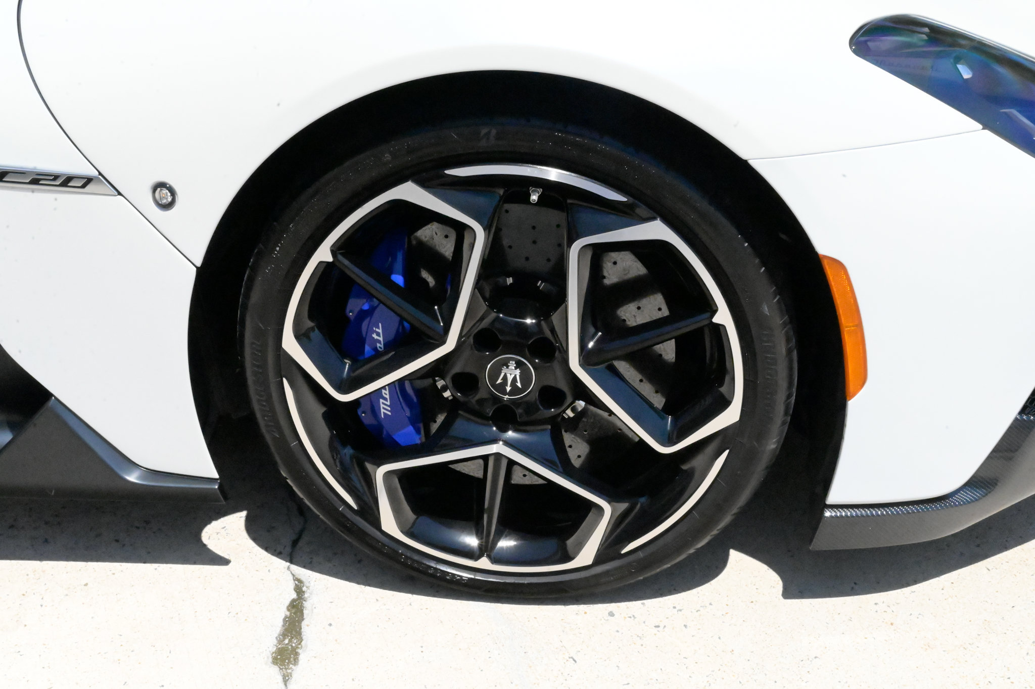 Used 2022 Maserati MC20 Coupe RWD image 11
