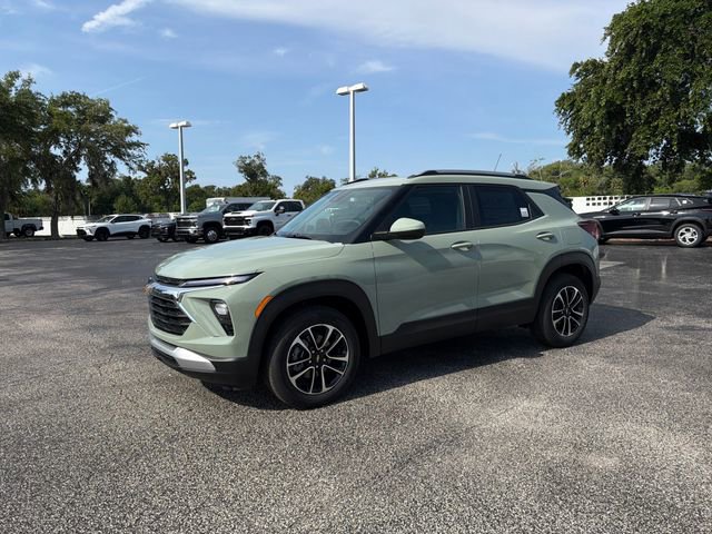 New 2026 Chevrolet TrailBlazer LT w/ Driver Confidence Package FWD image 2
